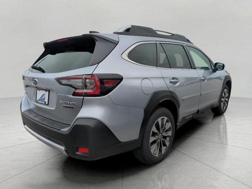 2025 Subaru Outback Touring