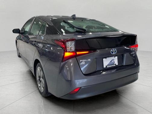 2019 Toyota Prius XLE