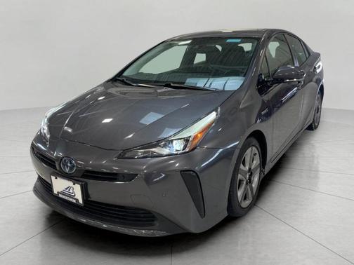 2019 Toyota Prius XLE