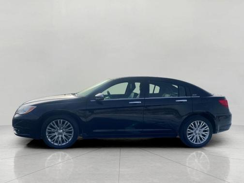 2013 Chrysler 200 Limited