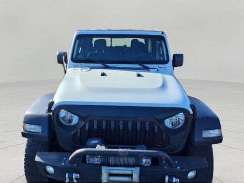 2020 Jeep Gladiator Sport
