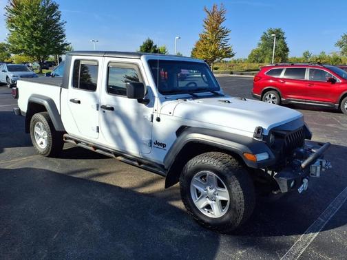 2020 Jeep Gladiator Sport