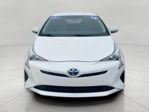 2016 Toyota Prius Two
