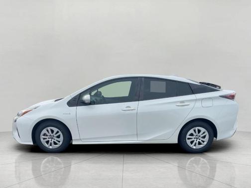 2016 Toyota Prius Two