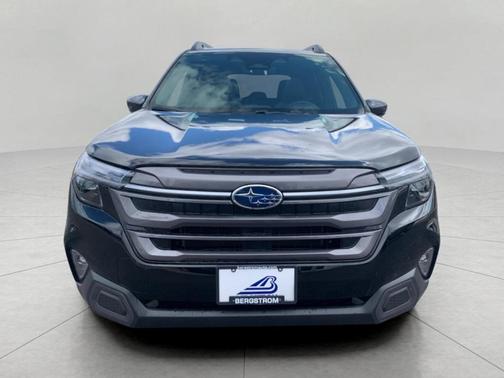 Crystal Black Silica 2026 Subaru Forester Limited