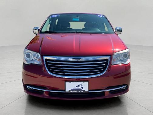 2012 Chrysler Town & Country Limited