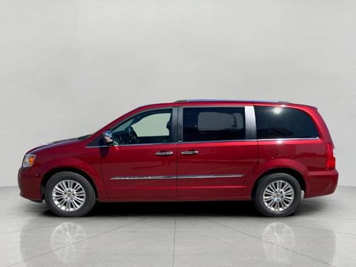 2012 Chrysler Town & Country Limited