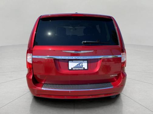 2012 Chrysler Town & Country Limited