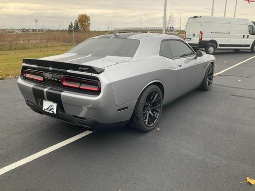 2016 Dodge Challenger SRT Hellcat