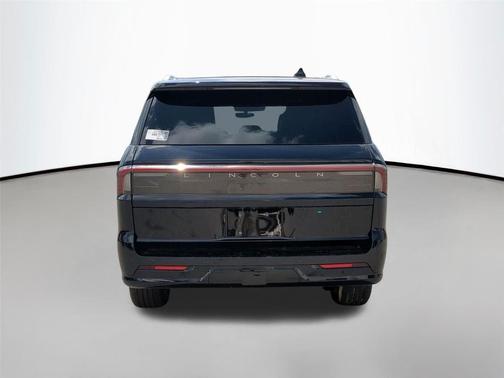 Infinite Black Metallic Clearcoat 2026 Lincoln Navigator Black Label