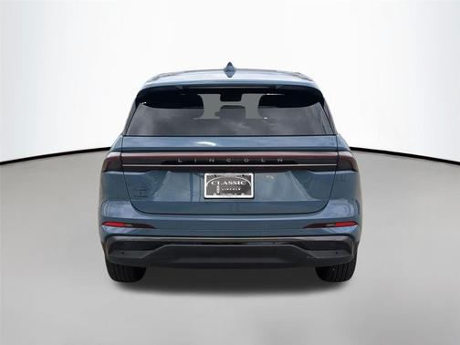 Whisper Blue Metallic Clearcoat 2026 Lincoln Nautilus Premiere