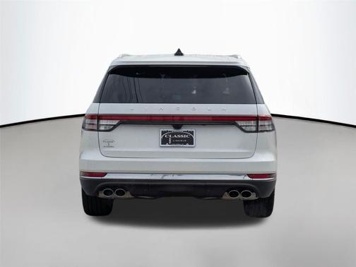 Pristine White Metallic Tri-Coat 2026 Lincoln Aviator Reserve AWD