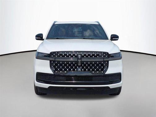 PRISTINE WHITE 2026 Lincoln Navigator Black Label