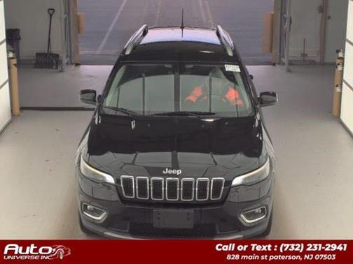Diamond Black Crystal Pearlcoat 2020 Jeep Cherokee Limited