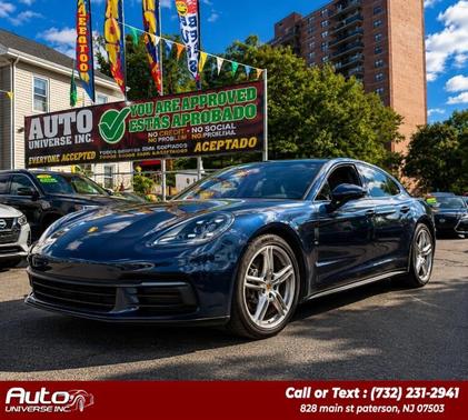 Night Blue Metallic 2017 Porsche Panamera 4