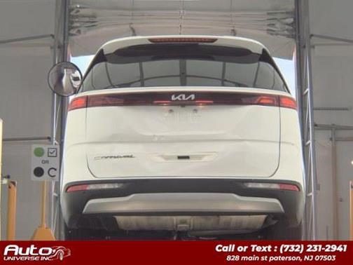2022 Kia Carnival LXS