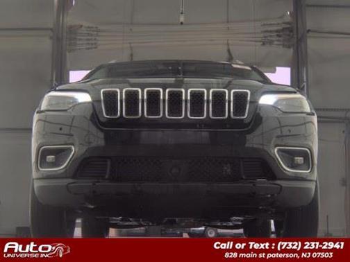 Diamond Black Crystal Pearlcoat 2021 Jeep Cherokee Limited