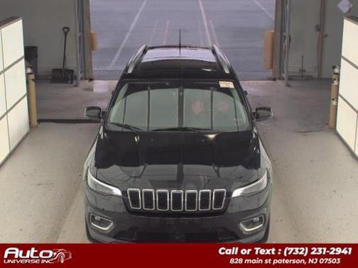 Diamond Black Crystal Pearlcoat 2021 Jeep Cherokee Limited
