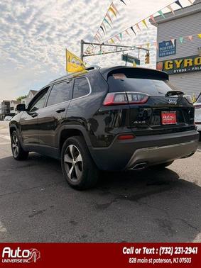 Diamond Black Crystal Pearlcoat 2021 Jeep Cherokee Limited