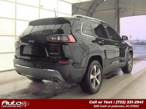 Diamond Black Crystal Pearlcoat 2021 Jeep Cherokee Limited