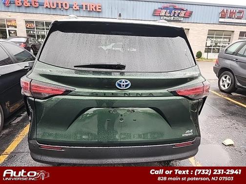 2021 Toyota Sienna XLE 8 Passenger