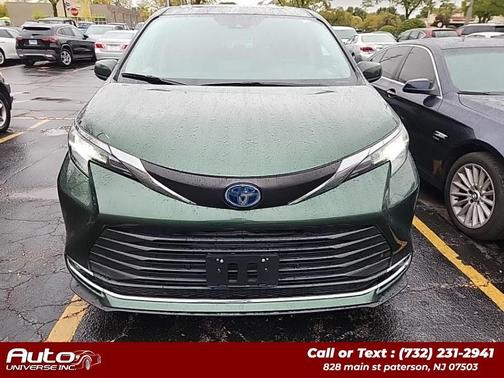 2021 Toyota Sienna XLE 8 Passenger