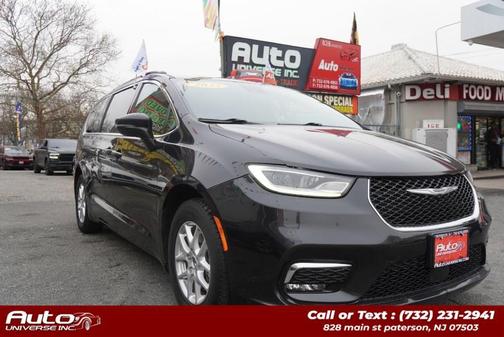 2022 Chrysler Pacifica Touring L