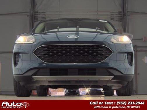 Dark Persian Green Metallic 2020 Ford Escape SE