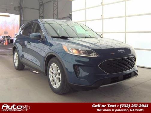 Dark Persian Green Metallic 2020 Ford Escape SE