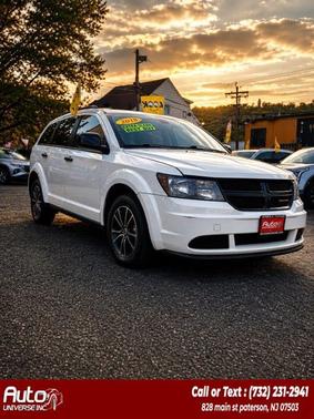 Vice White 2018 Dodge Journey SE