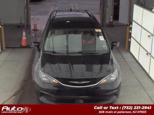 2021 Chrysler Voyager LXI