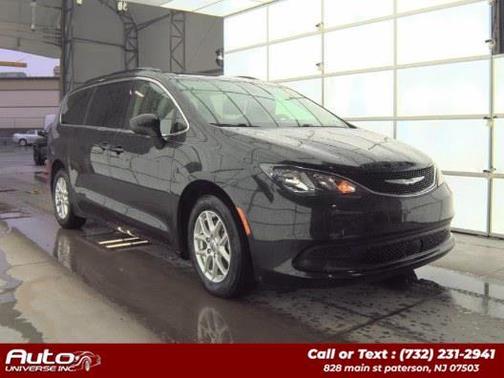 2021 Chrysler Voyager LXI