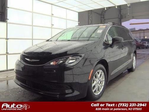 2021 Chrysler Voyager LXI