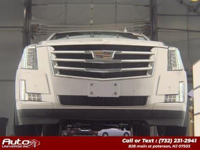 2017 Cadillac Escalade Luxury