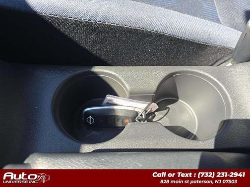 Super Black 2025 Nissan Versa 1.6 SV