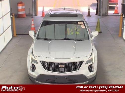 Radiant Silver Metallic 2020 Cadillac XT4 Premium Luxury