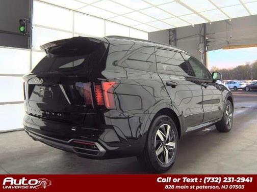 Ebony Black 2022 Kia Sorento S