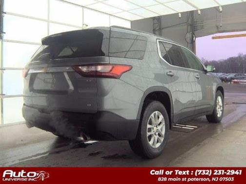 Satin Steel Metallic 2019 Chevrolet Traverse LT Cloth