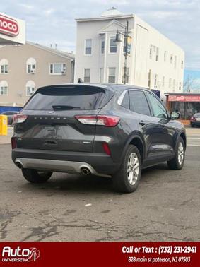 2020 Ford Escape SE