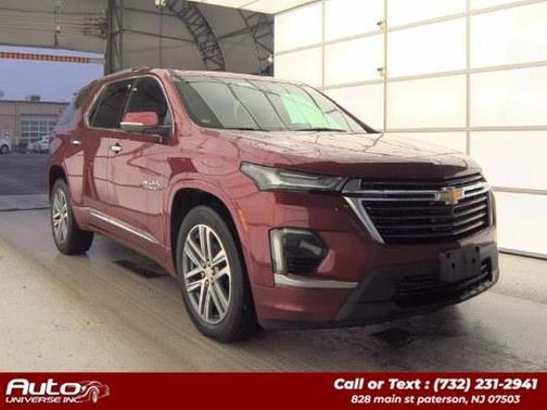 Radiant Red Tintcoat 2023 Chevrolet Traverse High Country