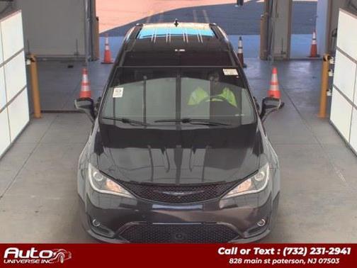 2019 Chrysler Pacifica Touring-L Plus