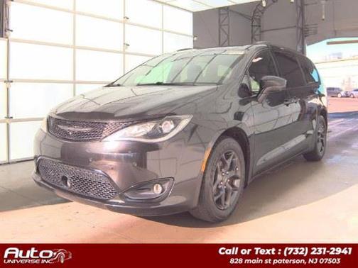 2019 Chrysler Pacifica Touring-L Plus