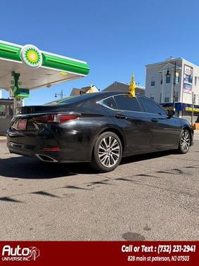 Black 2019 Lexus ES 350 Base