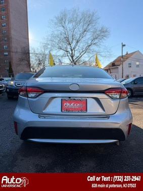 2022 Toyota Corolla LE