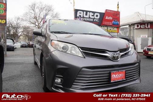 2020 Toyota Sienna XLE