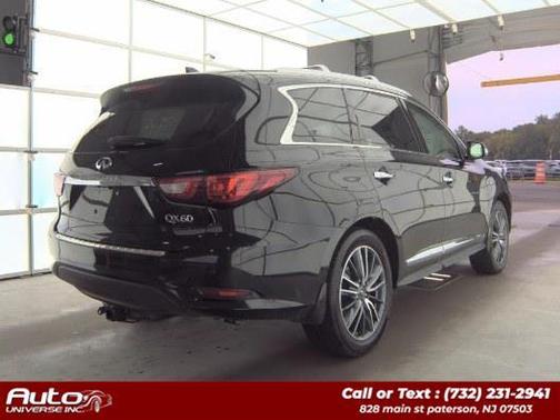 2017 INFINITI QX60 Base