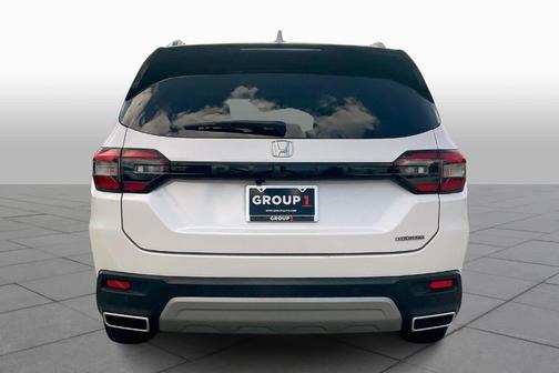 2023 Honda Pilot Touring