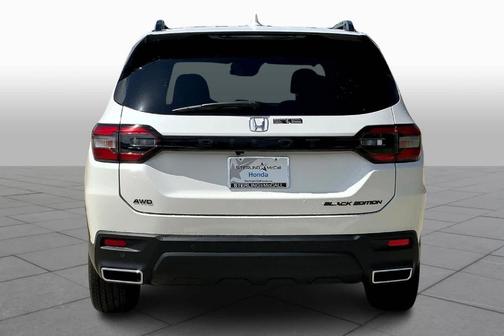 2025 Honda Pilot Black Edition