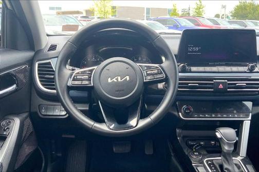 2023 Kia Seltos S
