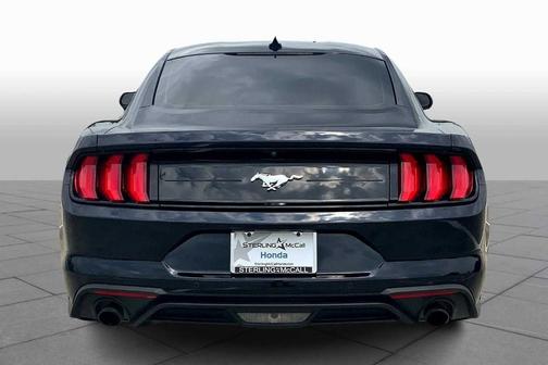 2021 Ford Mustang EcoBoost